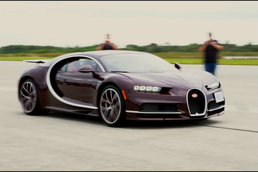 Η Bugatti Chiron έχει τα 420 χλμ./ώρα «για πλάκα» (+video)
