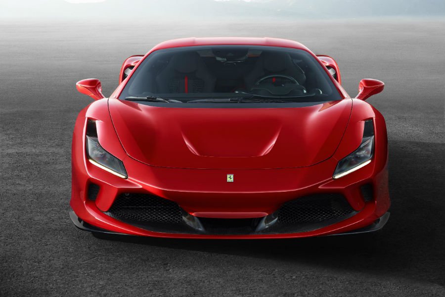 Απόκοσμη η νέα Ferrari F8 Tributo με ρεκόρ απόδοσης