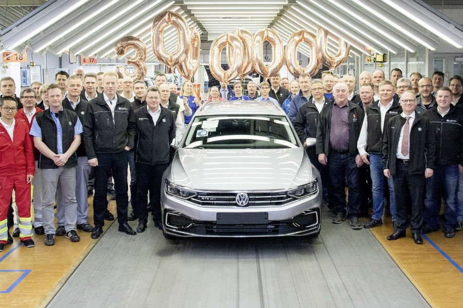 To VW Passat έφτασε τις 30 εκατ. μονάδες (+video)