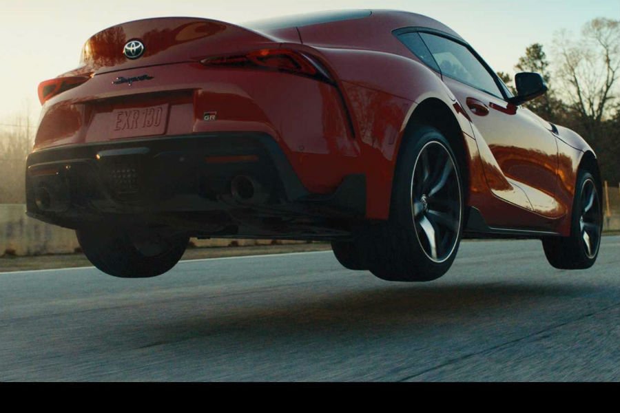 Ταχύτερη από Lamborghini η νέα Toyota Supra (+videos)