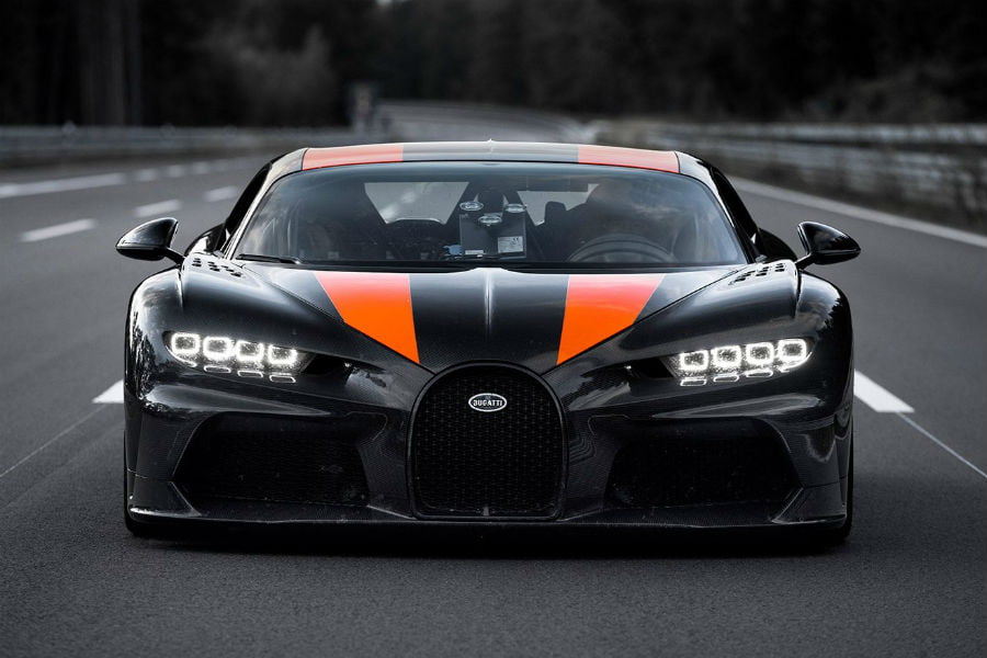 Στην παραγωγή η Bugatti Chiron που ξεπέρασε τα 490 χλμ./ώρα!
