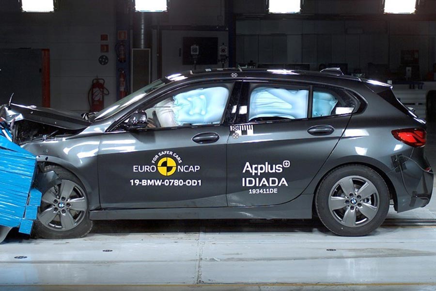 EuroNCAP: Πώς τα πήγαν BMW, Jeep & Peugeot;
