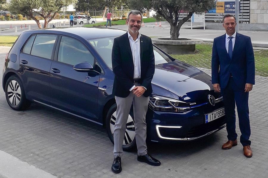 Ο Δήμαρχος Θεσσαλονίκης κυκλοφορεί με VW e-Golf