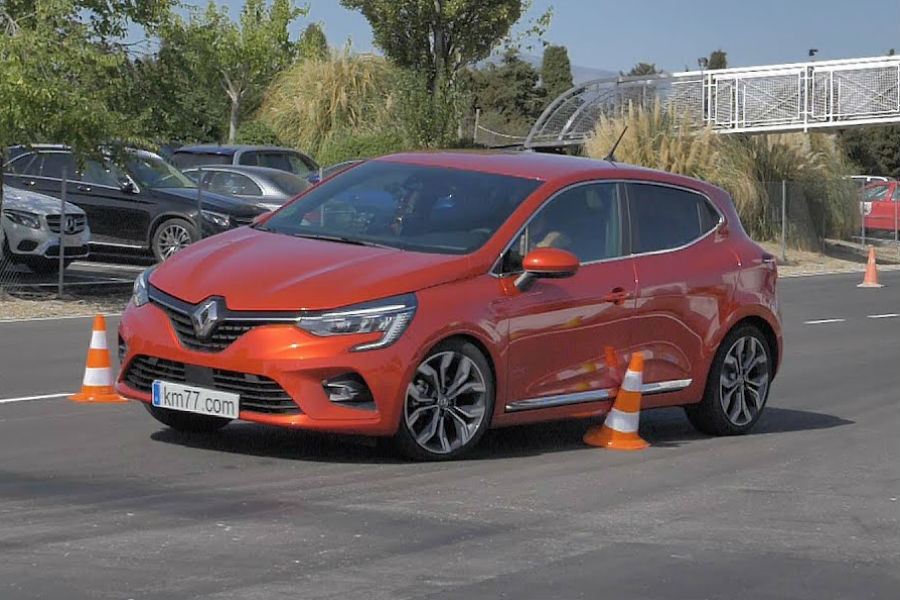 «Γάλλος» το νέο Renault Clio στον τάρανδο (+video)
