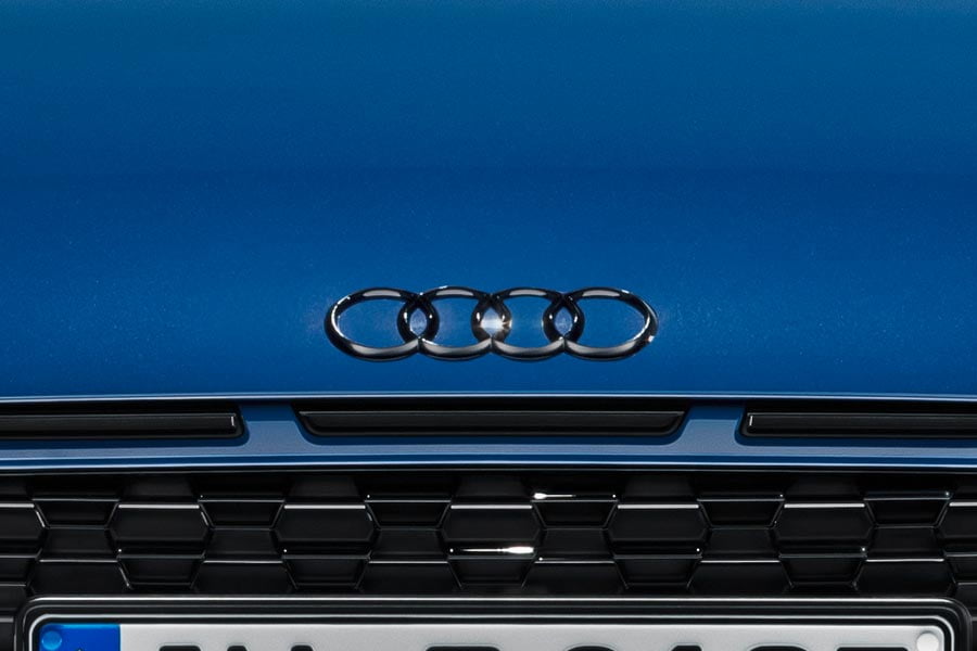 Ποιο Audi πωλείται στην τιμή των 329.160 ευρώ;