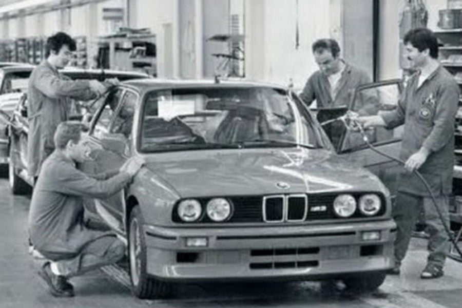 Πώς κατασκευαζόταν η BMW Σειρά 3 Ε30 (+video)