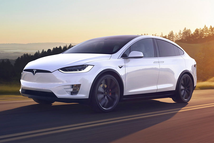 Tesla Model X με 600.000 χλμ. δεν έχει κάνει κιχ!
