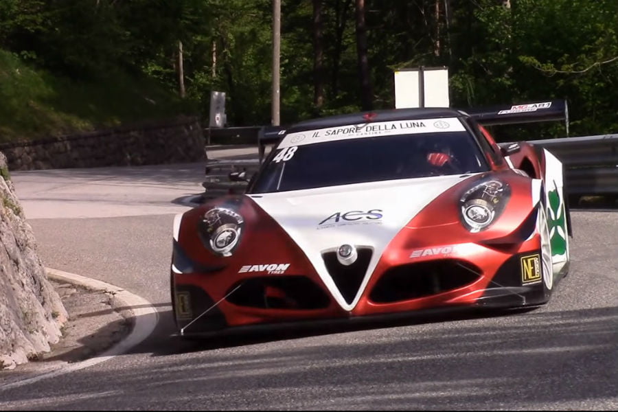 Υστερίες στις 11.000 από Alfa 4C V8 525 ίππων (+video)