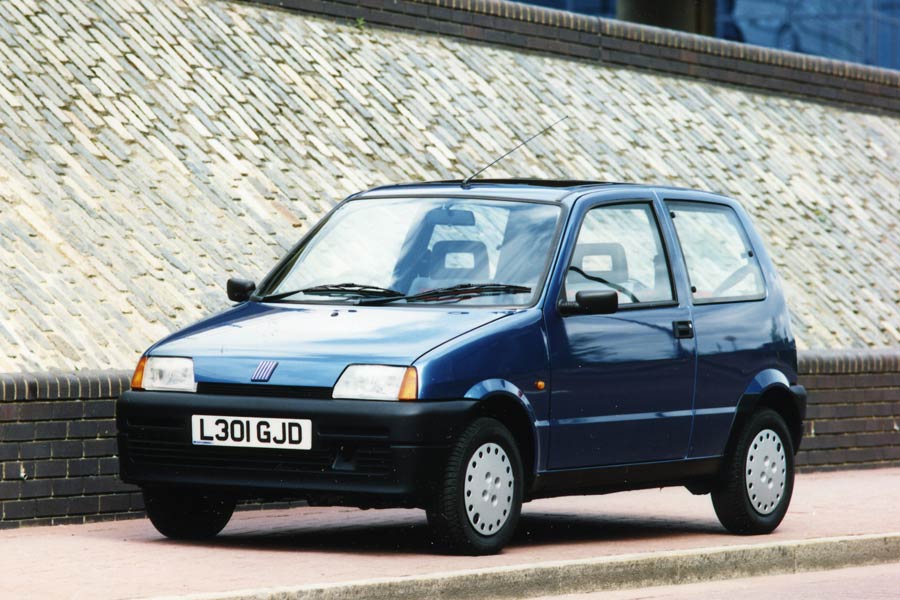 Τι καινοτομία είχε το πάμφθηνο Fiat Cinquecento;