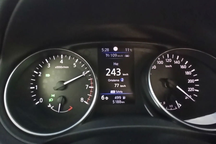 0-243 χλμ./ώρα με Nissan Qashqai 1.3 160PS (+video)