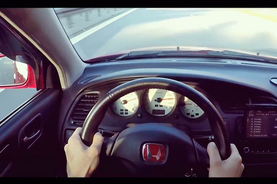 Απολαυστικοί κόφτες με Honda Accord Type R (+video)