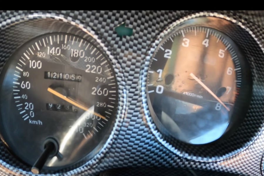 Toyota Supra 1.240 HP 300αρίζει για ζέσταμα (+video)