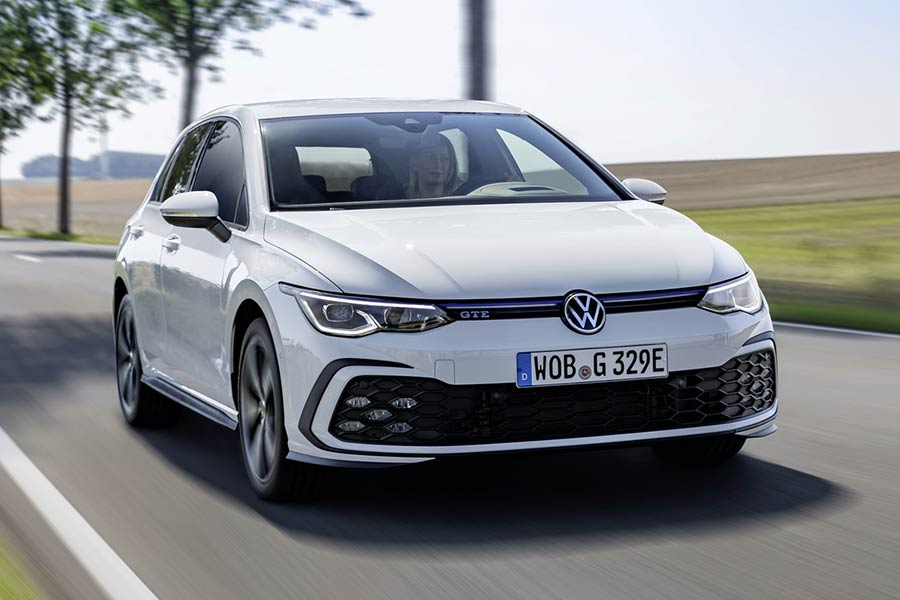 H VW λανσάρει 5 εξηλεκτρισμένα Golf