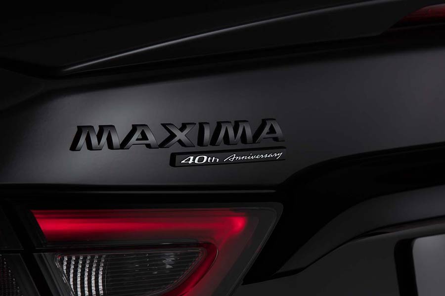 Επετειακό Nissan Maxima για τα 40 χρόνια