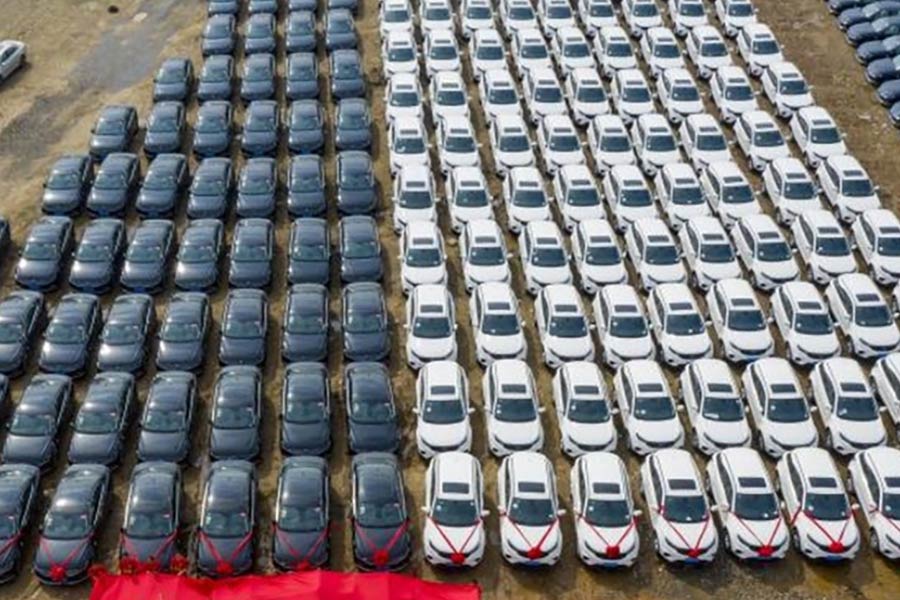 Εταιρία δώρισε 4.116 αυτοκίνητα σε εργαζόμενους