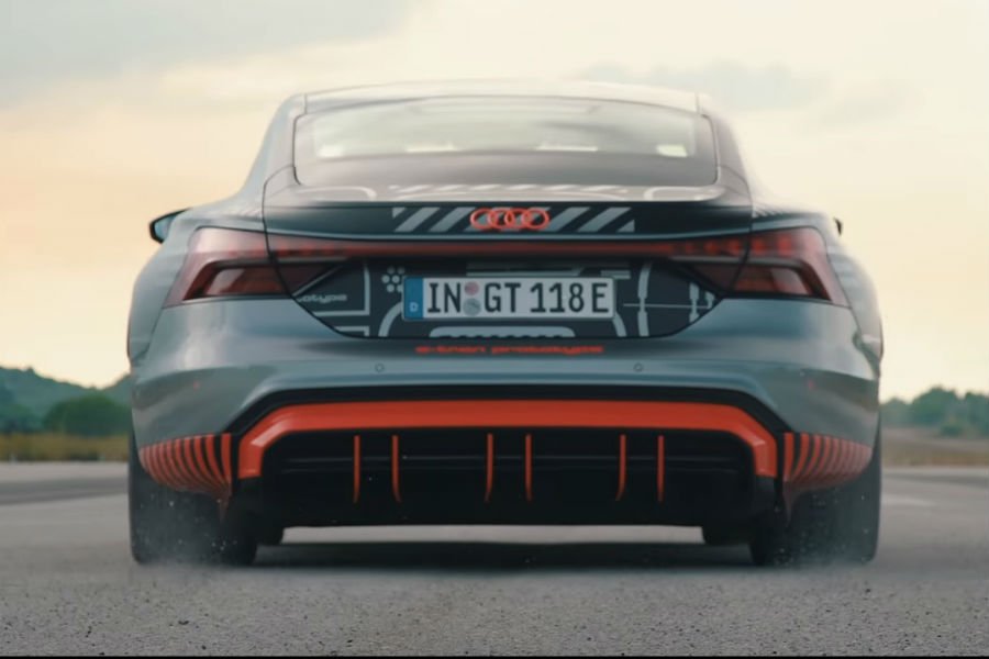 Το Audi RS e-tron GT εκτοξεύεται (+video)