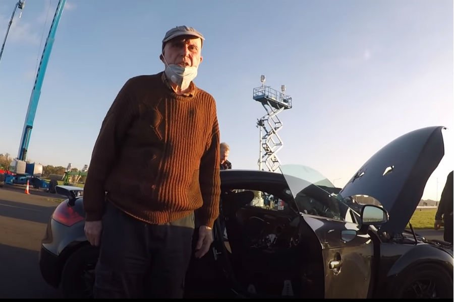 Παππούς 78 χρονών με Audi TT 1.100 ίππων! (+video)