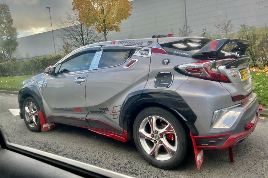 Toyota C-HR έτοιμο για τα «Παρατράγουδα»