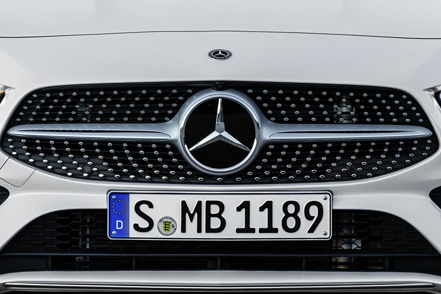 Πόσο κάνει η νέα Mercedes που καίει 0,9 λτ./100 χλμ.;