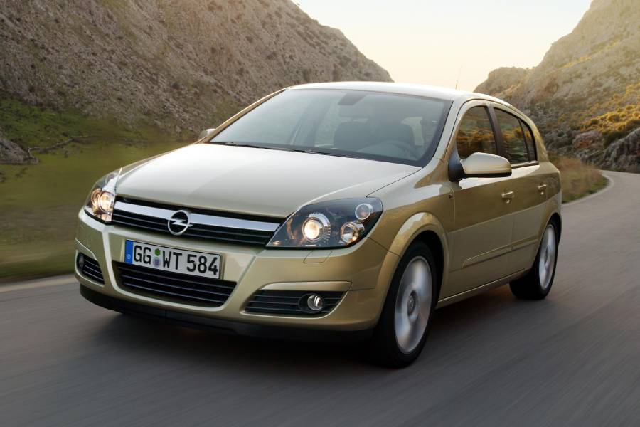 Ξέρετε τις μυστικές λειτουργίες του Opel Astra; (+video)