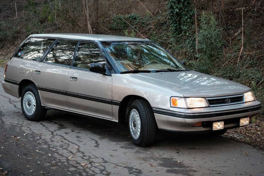 Legacy του 1990 τόσο καλό που το αγόρασε η Subaru!