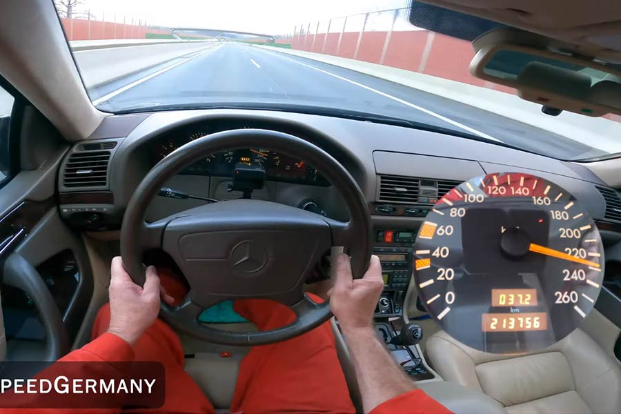 Ακλόνητη Mercedes CL 500 του 1997 (+video)