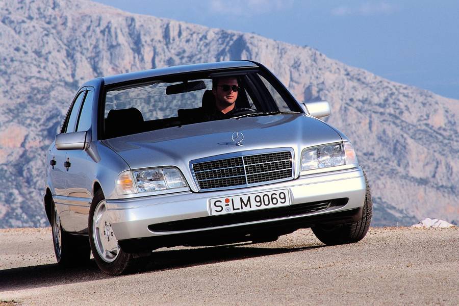 Η καινοτομία της πρώτης Mercedes C-Class