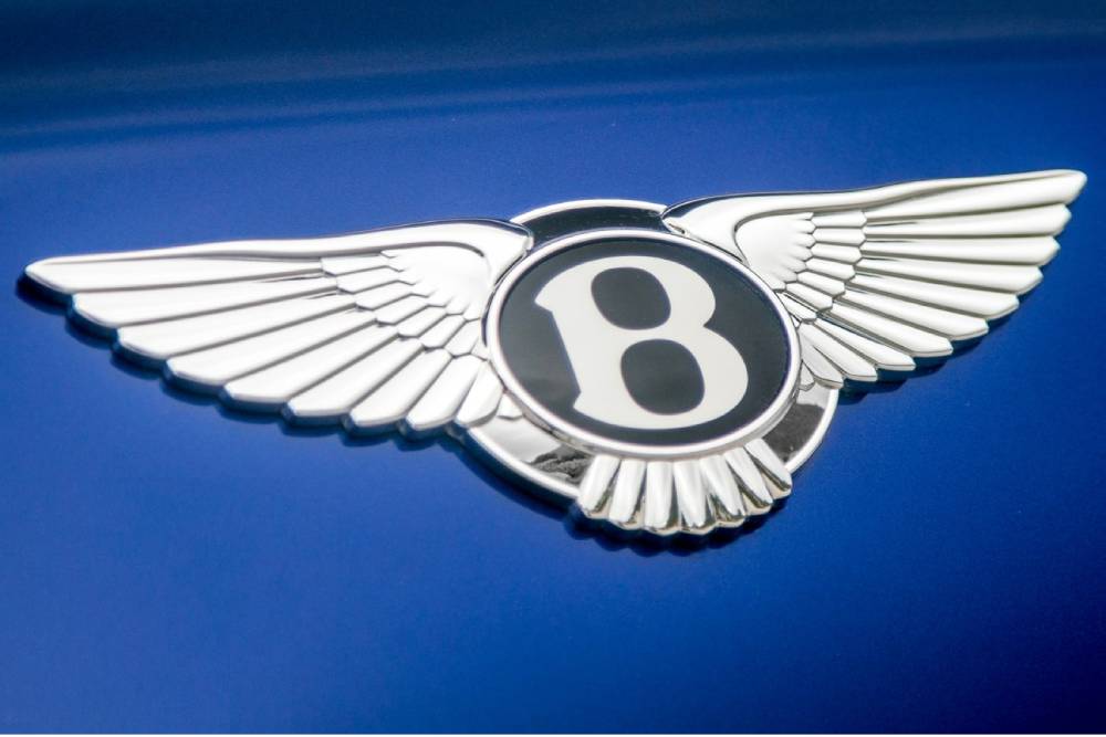 Η καινούργια Bentley των μόλις 460 ευρώ