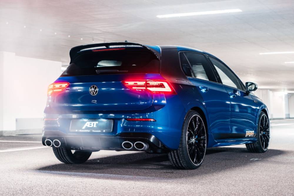 Καπνισμένο δίκανο το VW Golf R της ABT