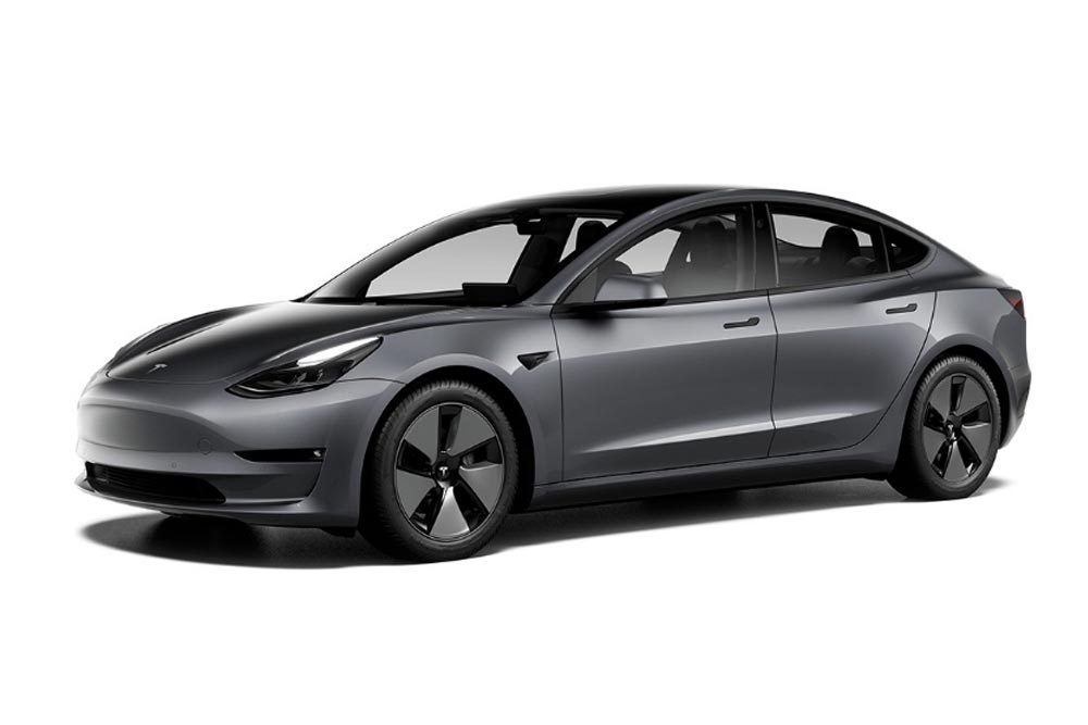 Δεκάδες διαθέσιμα Tesla Model 3. Πόσο κάνουν;