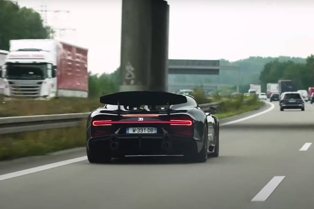 Στο ρελαντί 340 χλμ./ώρα η Bugatti Chiron SS (+video)