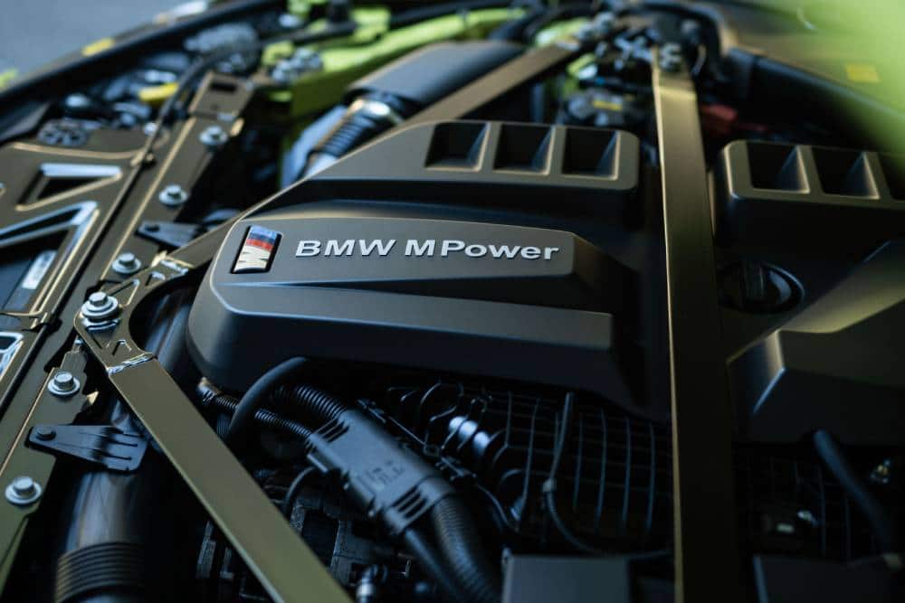 Η BMW εξελίσσει νέους κινητήρες βενζίνης και ντίζελ!