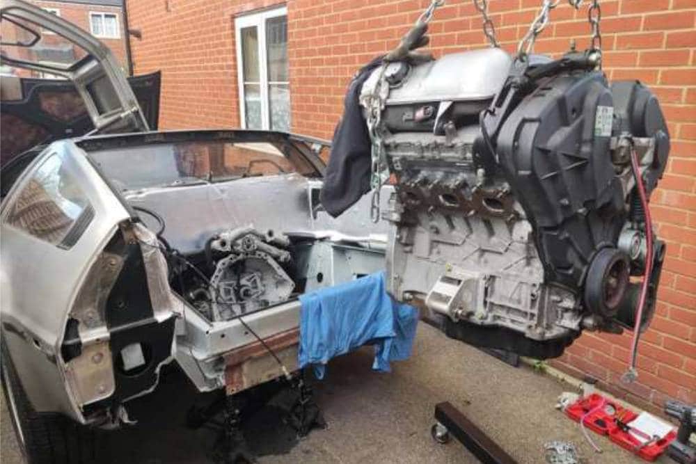 DeLorean αποκτά το γαλλικό μοτέρ που του αρμόζει