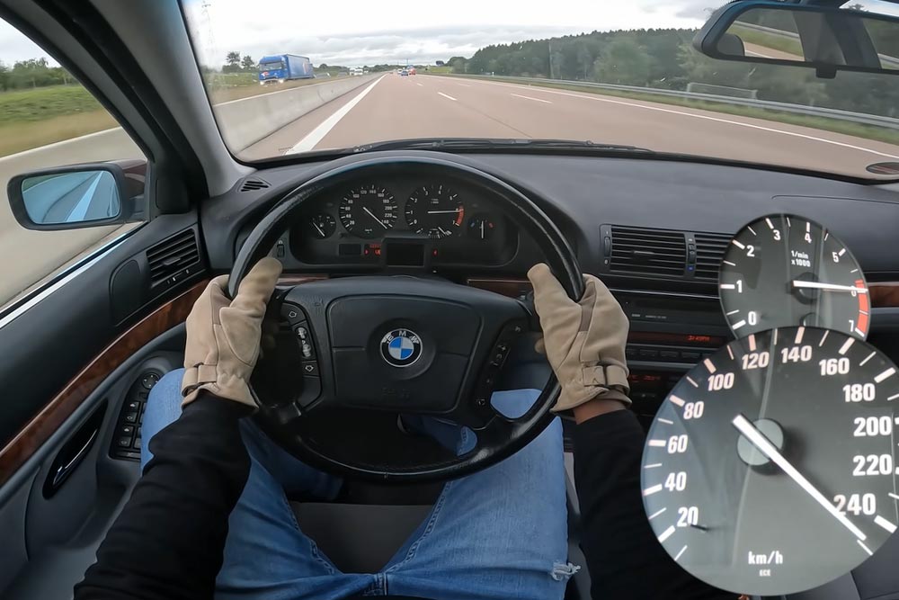 Αρχοντικά γκάζια με BMW 535i V8 του 1996 (+video)