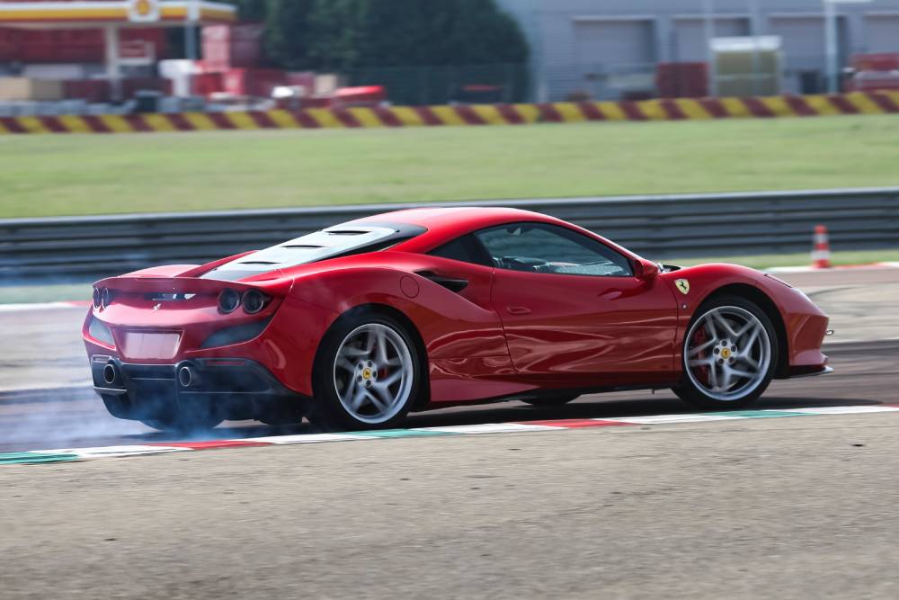 Ρεκόρ πωλήσεων όλων των εποχών για τη Ferrari