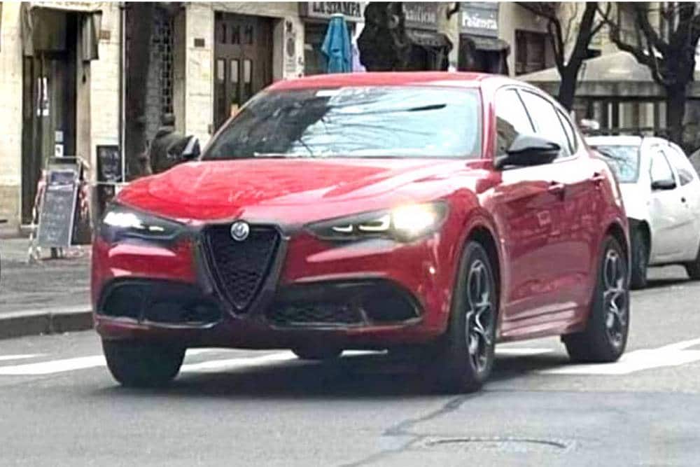 Βγήκε βόλτα η ανανεωμένη Alfa Romeo Stelvio