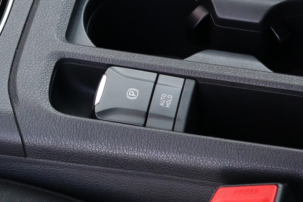 Τι κάνει το κουμπί Auto Hold στο αυτοκίνητο;