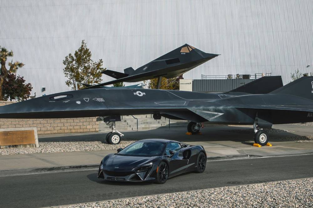 Συνεργασία McLaren-Lockheed με φόντο το μέλλον