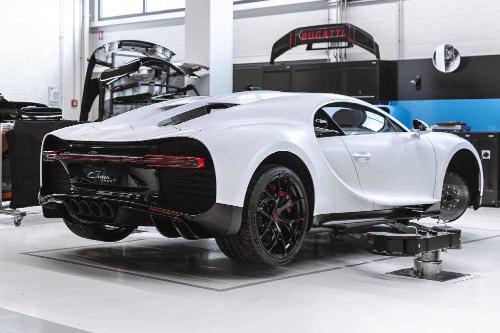 Πόσο πάει η συντήρηση της Bugatti Chiron στη 10ετία;