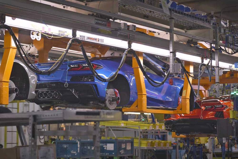 «Φρένο» στην παραγωγή της Corvette λόγω ελλείψεων