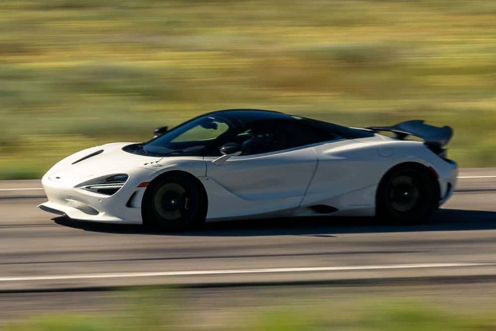 McLaren ξεπερνά τα 320 χλμ./ώρα σε δημόσιο δρόμο (+video)
