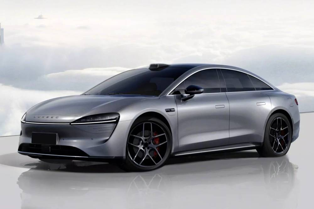 Nέο αυτοκίνητο της Huawei (προ)καλεί Tesla Model 3