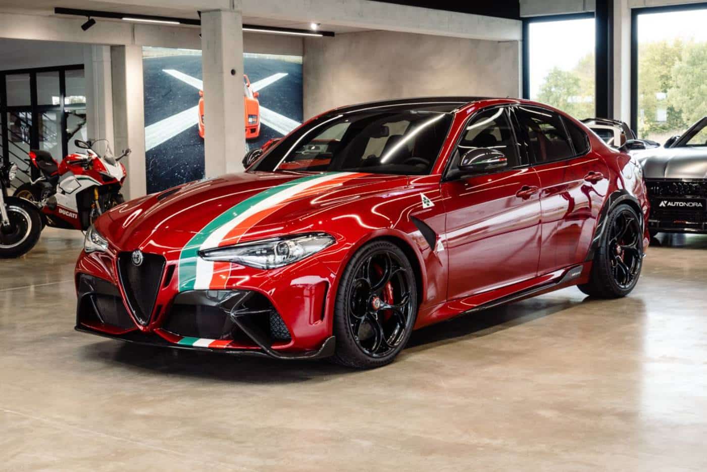 Πωλείται χρυσάφι η πιο ιταλική Alfa Romeo Giulia GTAm