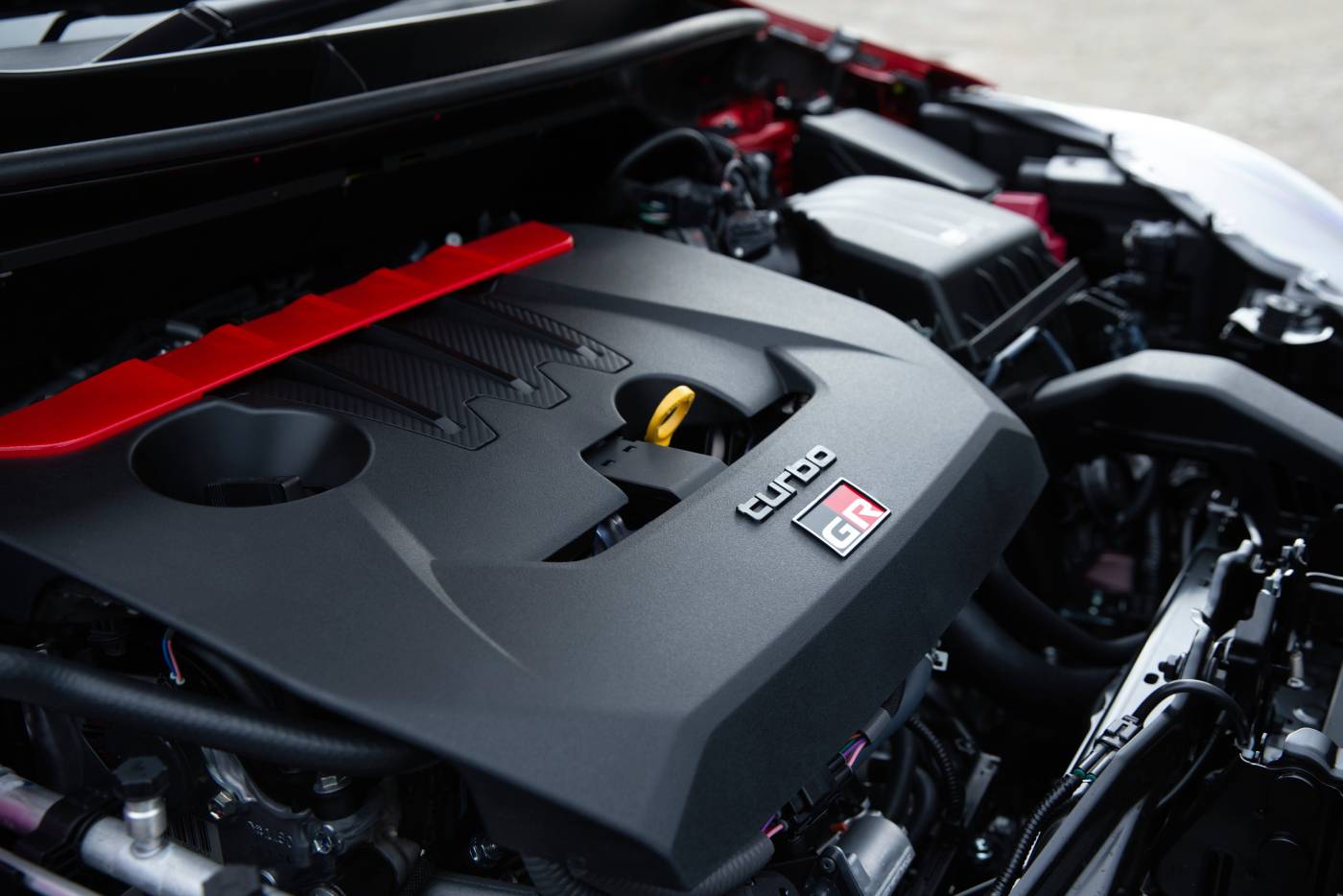 Η Toyota εξελίσσει νέα γενιά θερμικών κινητήρων