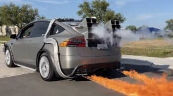 Επιστροφή στο μέλλον με «DeLorean» Model X (+video)