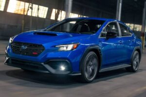 Νέο Subaru WRX tS θέλει να γίνει STI