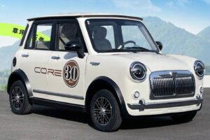 Το κινεζικό «Mini Cooper» των μόλις 1.670 ευρώ!