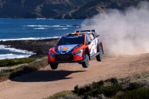 Συνεχίζει κανονικά και υβριδικά το WRC