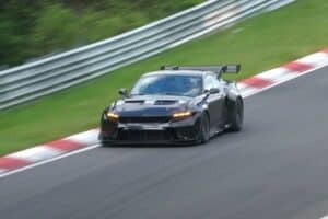 Τραντάζει το Nurburgring η Mustang GTD (+video)