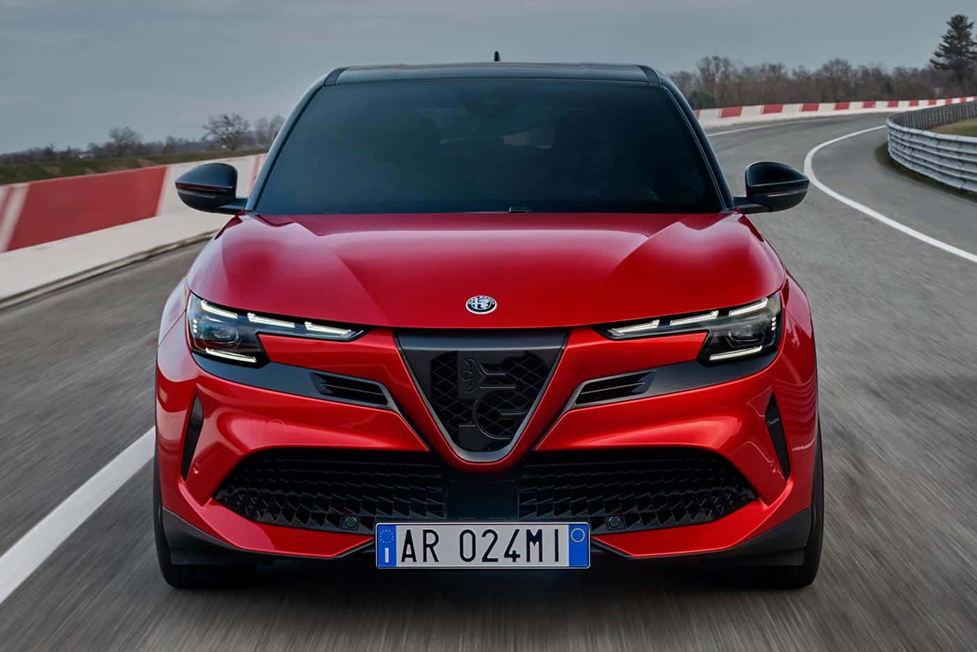 Οι τιμές της νέας πιο προσιτής Alfa Romeo Junior